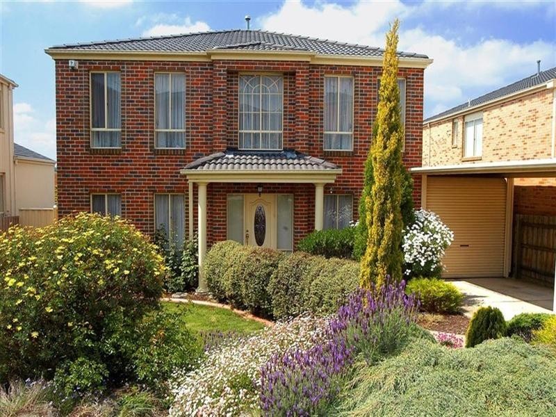 11 Lockens Avenue, Glen Waverley VIC 3150