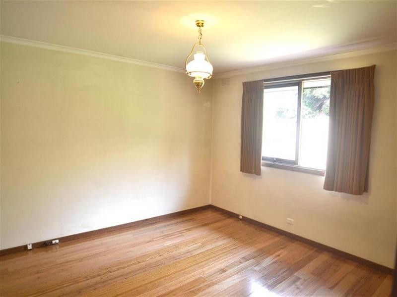 4 Haversham Avenue, Wheelers Hill VIC 3150