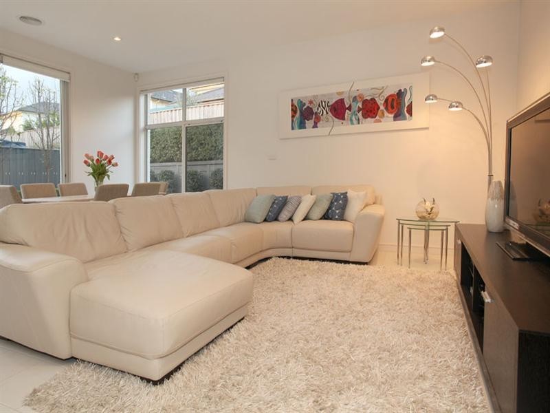 19 Lords Avenue, Mulgrave VIC 3170