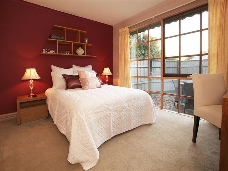 1/10 Cook Road, Mitcham VIC 3132