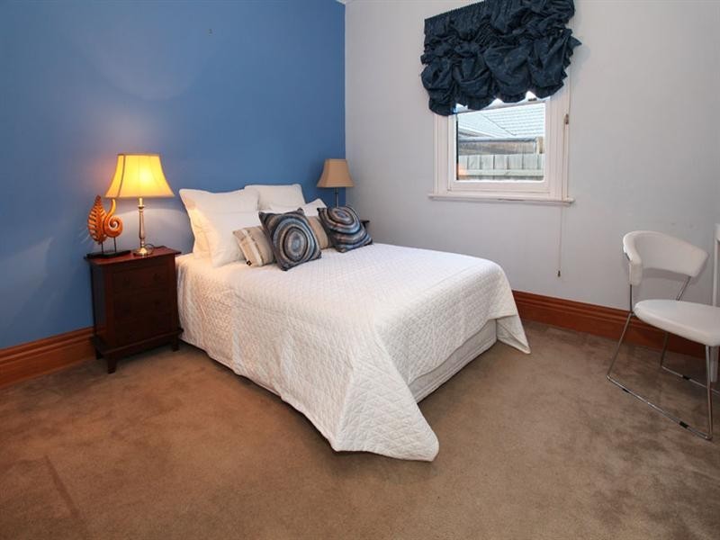 1/10 Cook Road, Mitcham VIC 3132