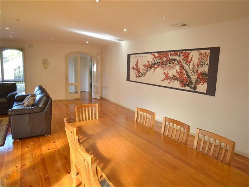 3 Yandell Close, Vermont South VIC 3133