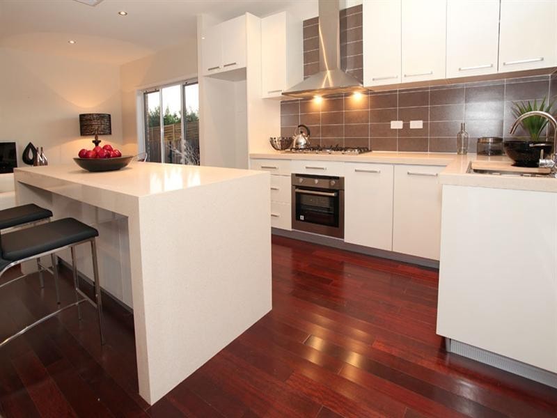 3/2 Pheasant Street, Burwood VIC 3125