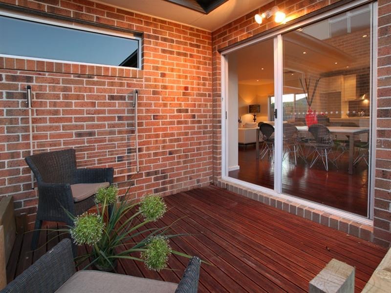 3/2 Pheasant Street, Burwood VIC 3125