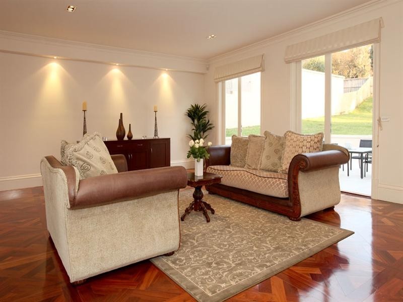 8 Harry Nance Close, Lysterfield VIC 3156