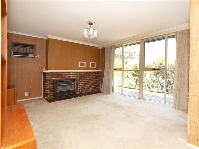 10 Westerfield Drive, Notting Hill VIC 3168