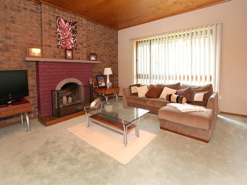 48 Amblecote Crescent, Mulgrave VIC 3170