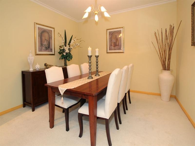 14 Avendon Boulevard, Glen Waverley VIC 3150