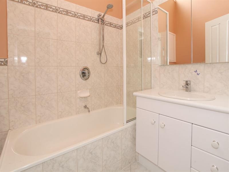 26 Heatherlea Drive, Wheelers Hill VIC 3150