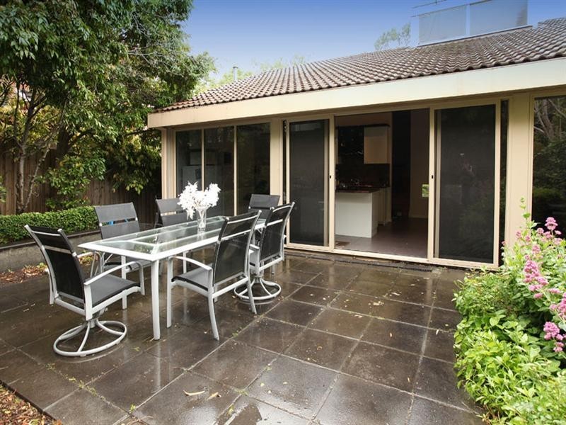 26 Heatherlea Drive, Wheelers Hill VIC 3150