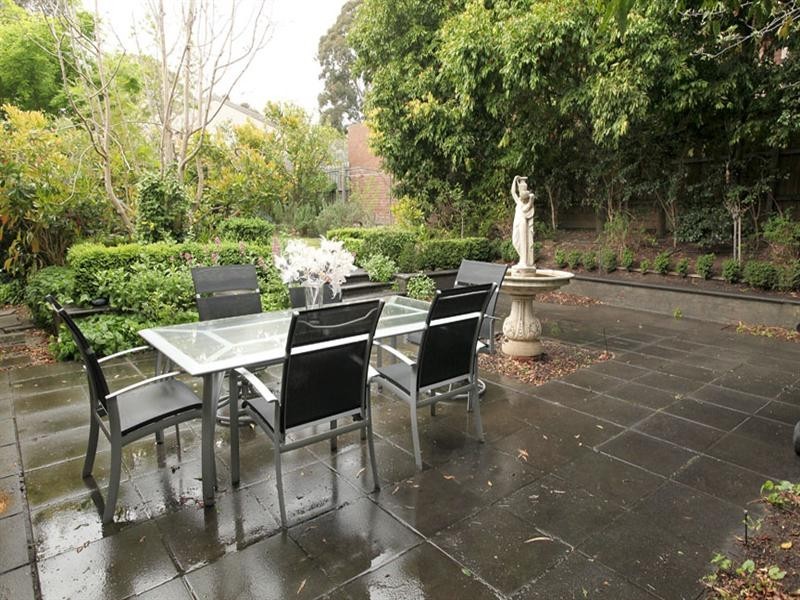 26 Heatherlea Drive, Wheelers Hill VIC 3150