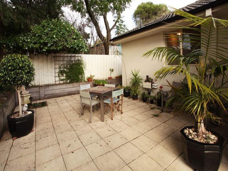 2/723 Waverley Road, Glen Waverley VIC 3150