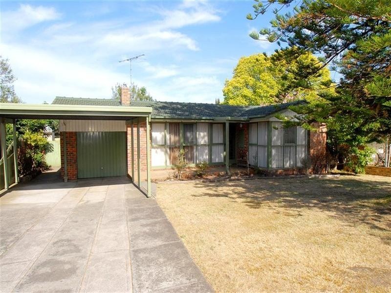 13 Westerfield Drive, Notting Hill VIC 3168