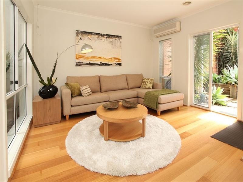 2 Tulloch Grove, Glen Waverley VIC 3150