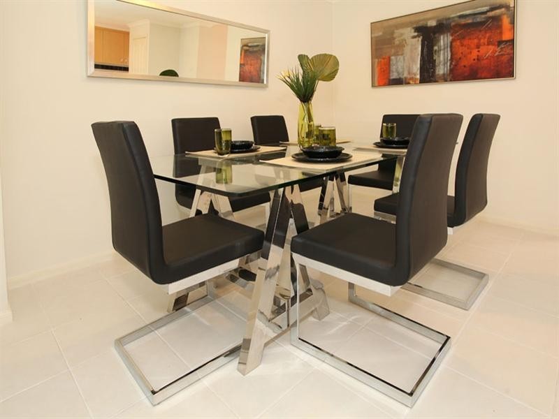 2 Tulloch Grove, Glen Waverley VIC 3150