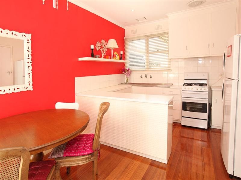 2/4 Grenfell Road, Mount Waverley VIC 3149