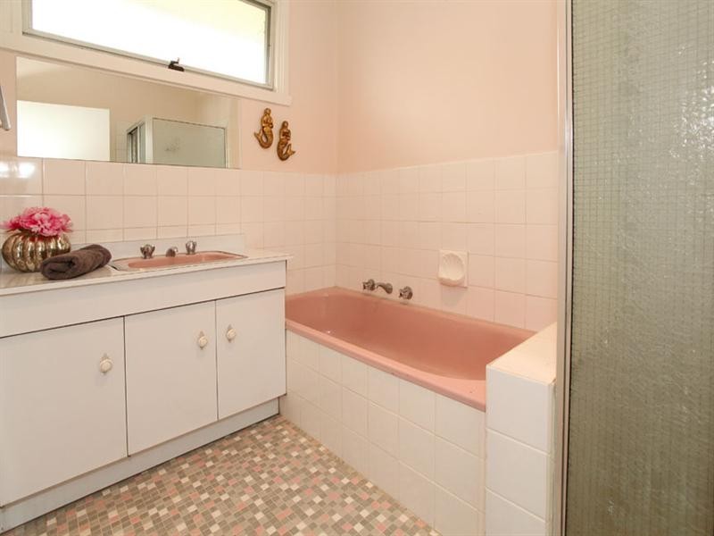 2/4 Grenfell Road, Mount Waverley VIC 3149