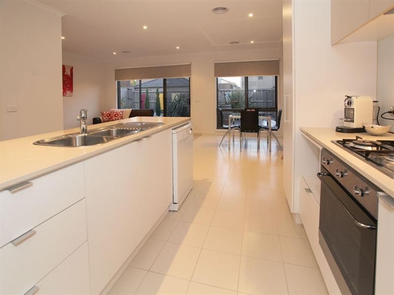 29 Waverley Park Drive, Mulgrave VIC 3170