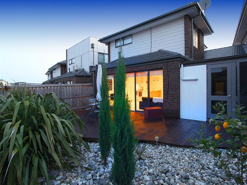 29 Waverley Park Drive, Mulgrave VIC 3170