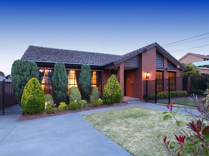 10 Roswell Street, Glen Waverley VIC 3150