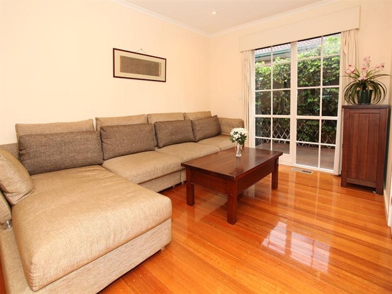 10 Roswell Street, Glen Waverley VIC 3150