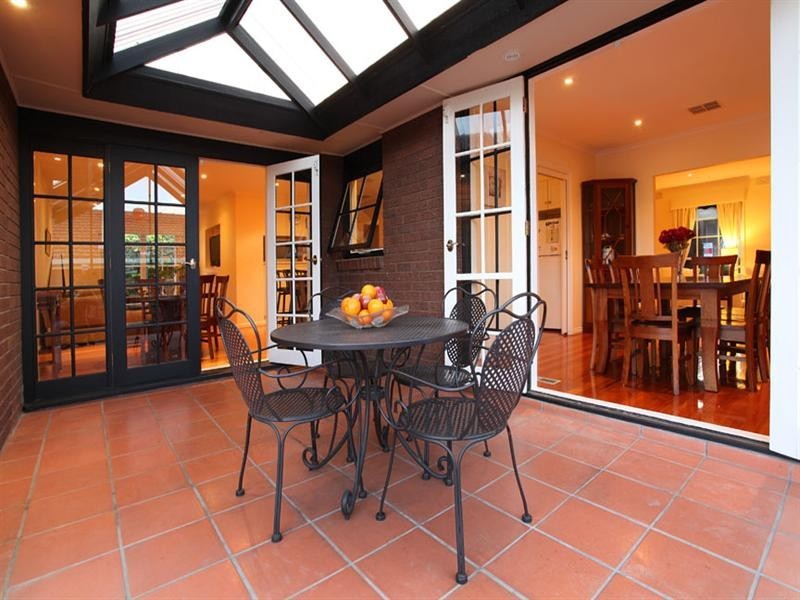 10 Roswell Street, Glen Waverley VIC 3150