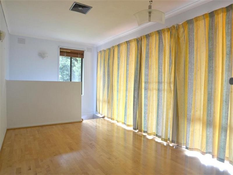 2 Glen Court, Glen Waverley VIC 3150