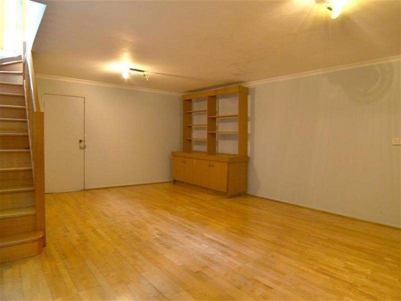 2 Glen Court, Glen Waverley VIC 3150