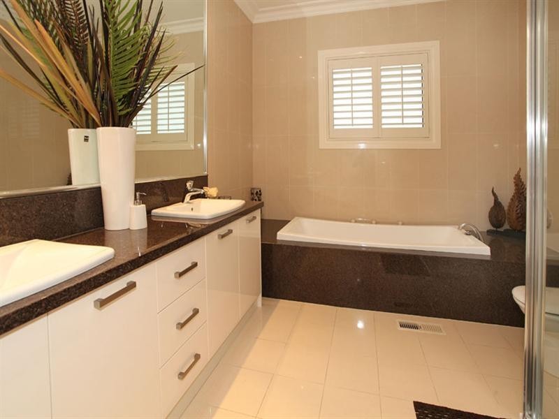 31 Campbell Street, Glen Waverley VIC 3150