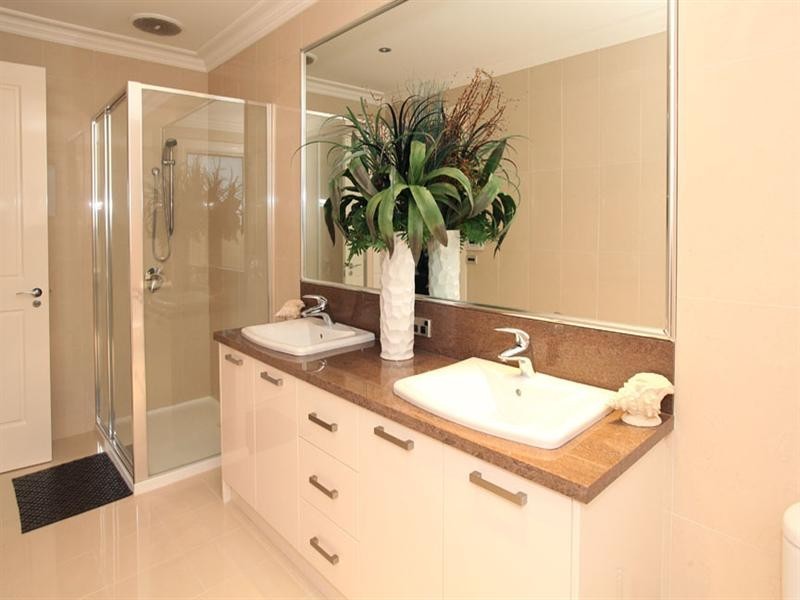 31 Campbell Street, Glen Waverley VIC 3150