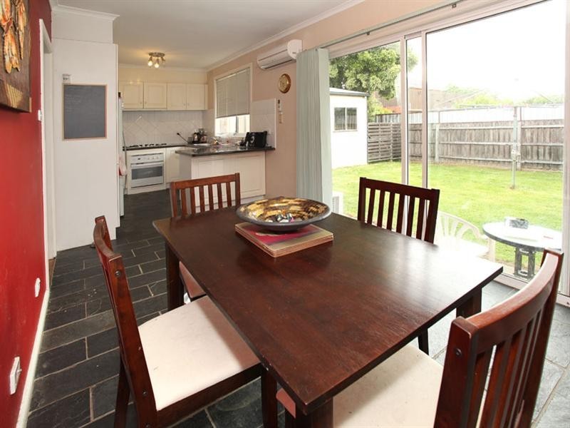 4 Rena Court, Mulgrave VIC 3170