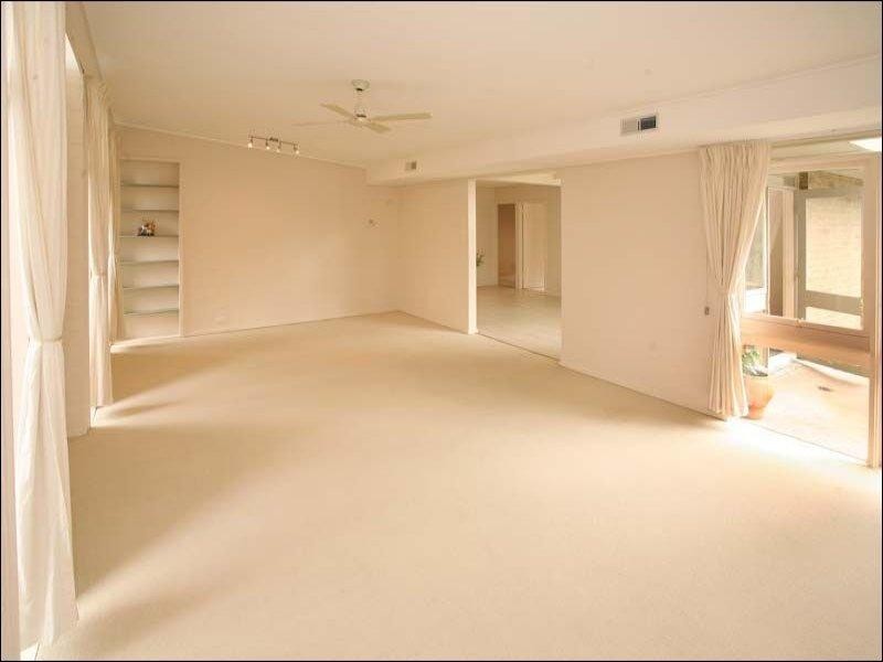 127 Springvale Road, Glen Waverley VIC 3150