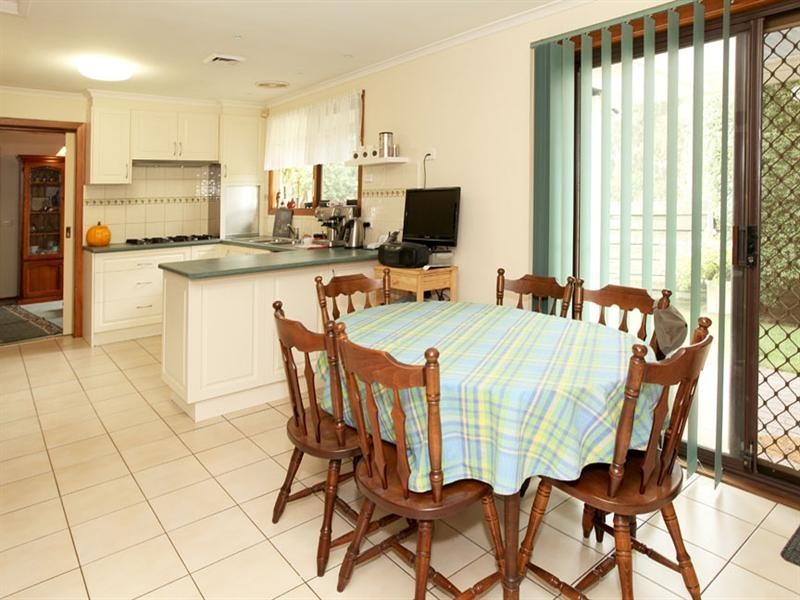 71 Haversham Avenue, Wheelers Hill VIC 3150