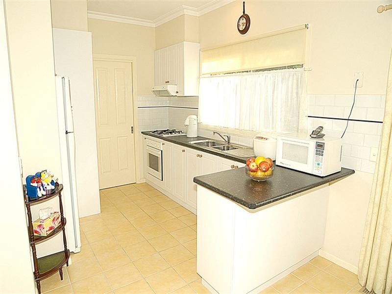 1A Ingram Avenue, Glen Waverley VIC 3150