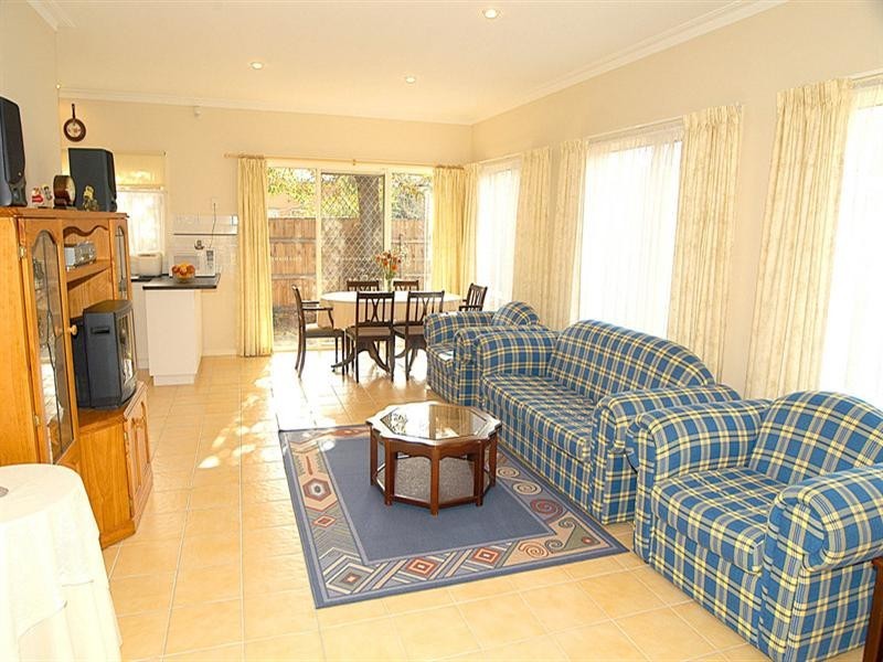 1A Ingram Avenue, Glen Waverley VIC 3150