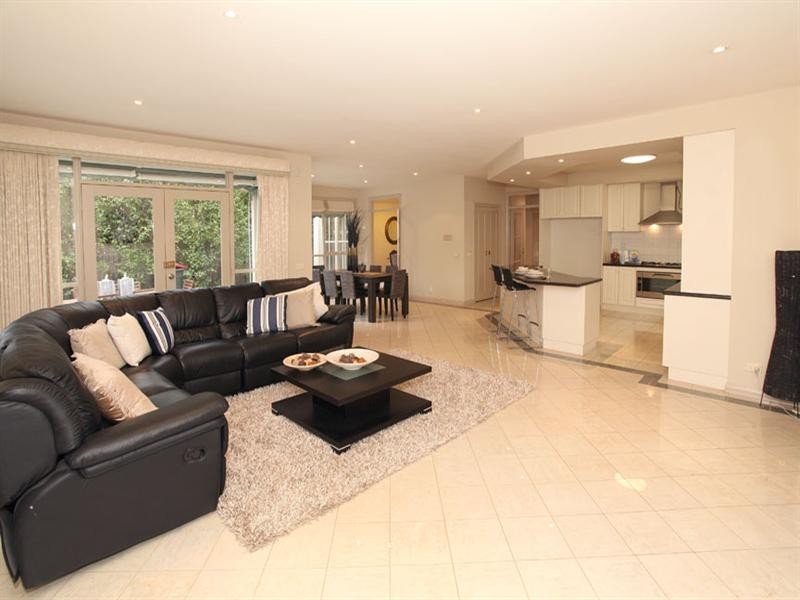 10 Waimarie Drive, Mount Waverley VIC 3149