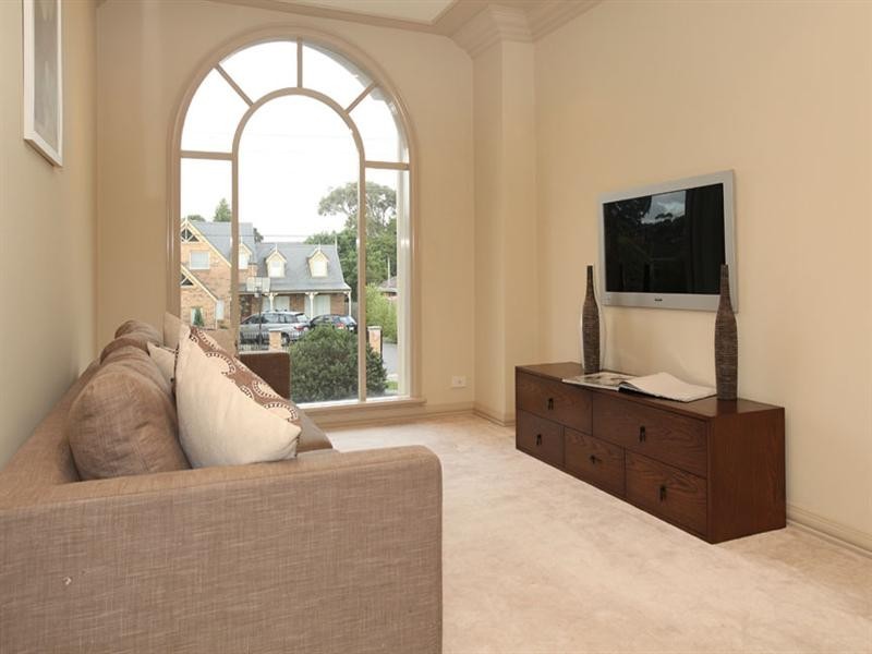 10 Waimarie Drive, Mount Waverley VIC 3149