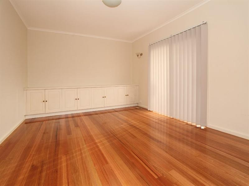 1/18 Studley Street, Mulgrave VIC 3170