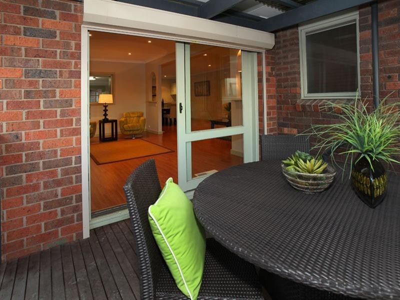 35 Garnett Road, Wheelers Hill VIC 3150