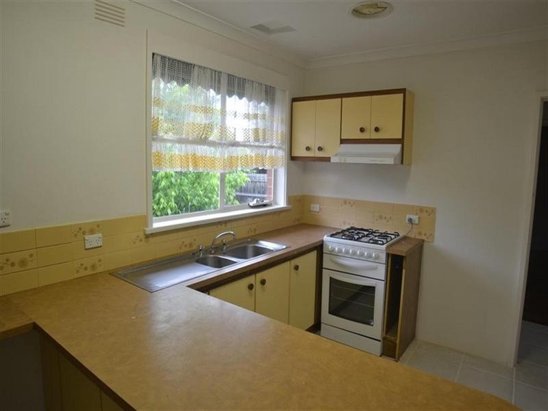 10 Aruma Court, Burwood East VIC 3151