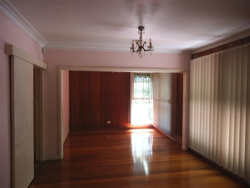 18 Nottingham Street, Glen Waverley VIC 3150