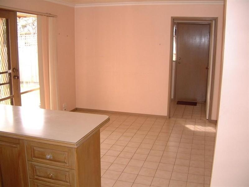 1/402 Springvale Road, Glen Waverley VIC 3150