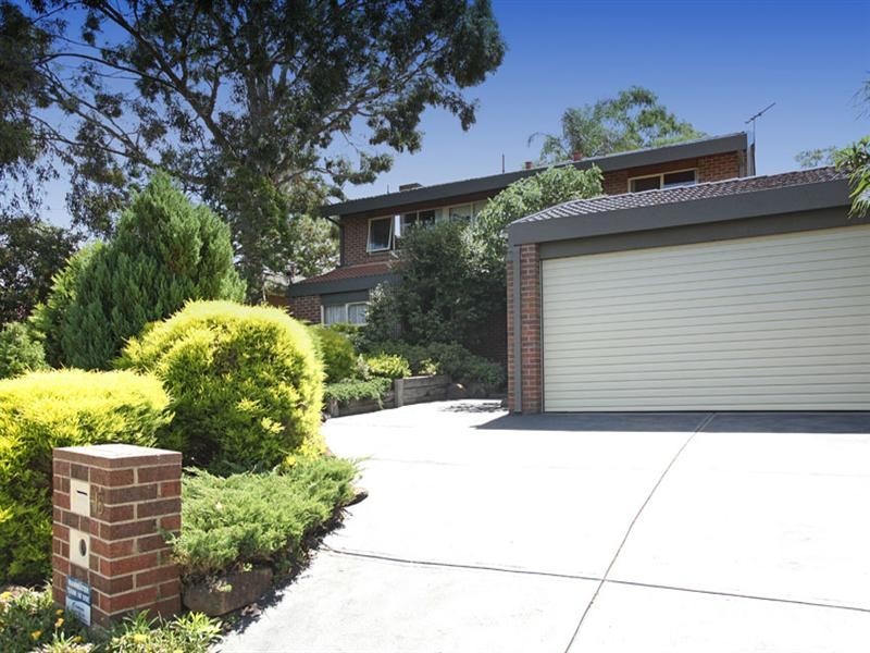 15 Wellesley Road, Glen Waverley VIC 3150