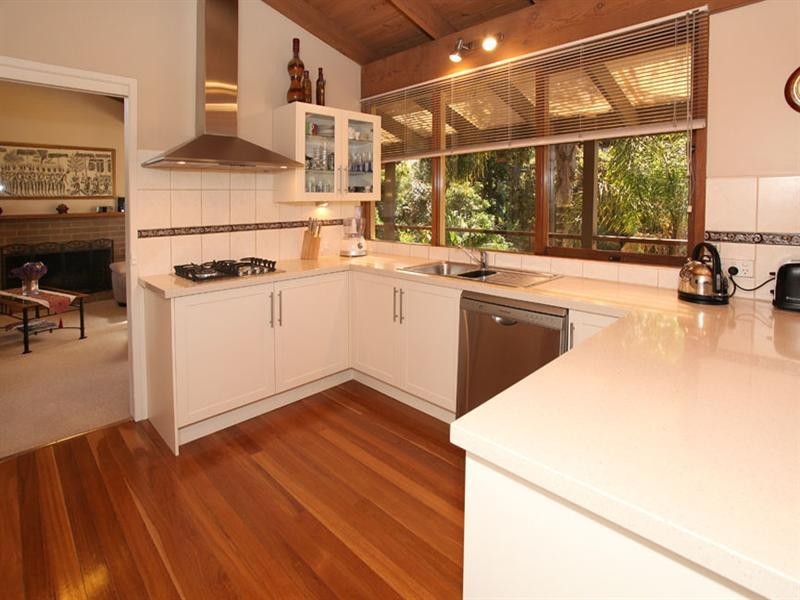 15 Wellesley Road, Glen Waverley VIC 3150