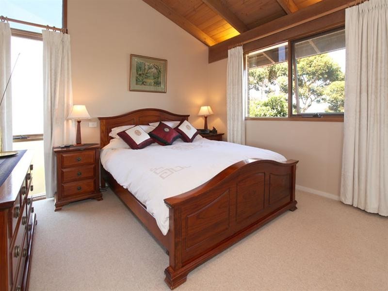 15 Wellesley Road, Glen Waverley VIC 3150