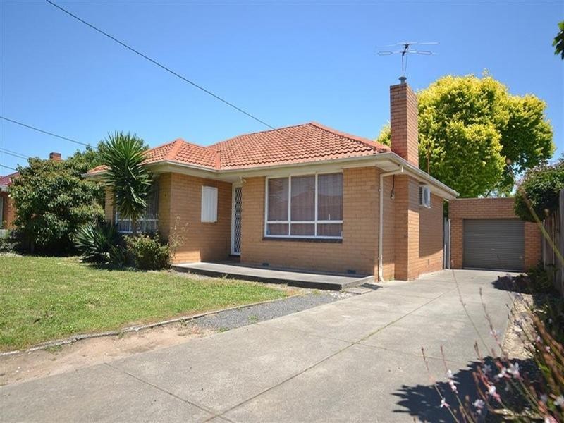 14 Caledonia Crescent, Mulgrave VIC 3170