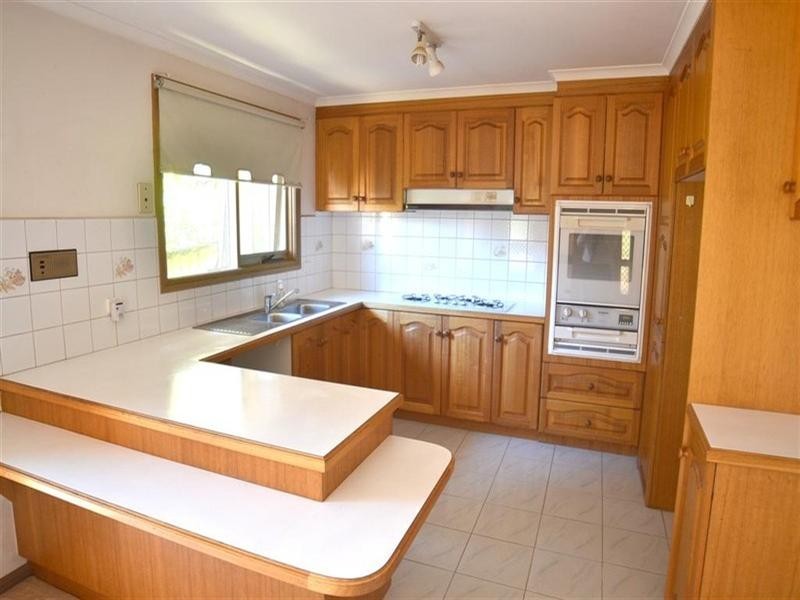 1/6 Dunscombe Avenue, Glen Waverley VIC 3150