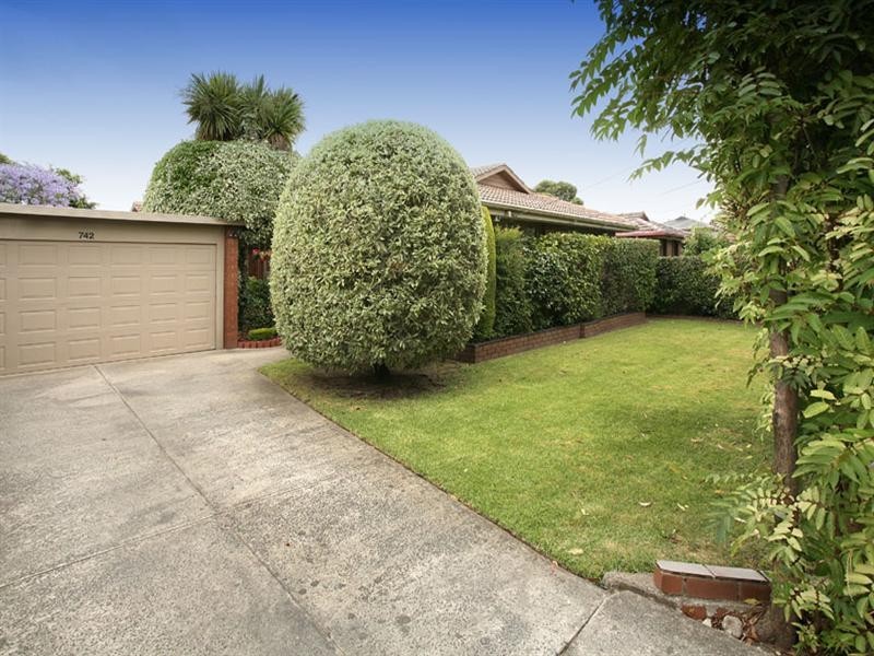742 Highbury Road, Glen Waverley VIC 3150