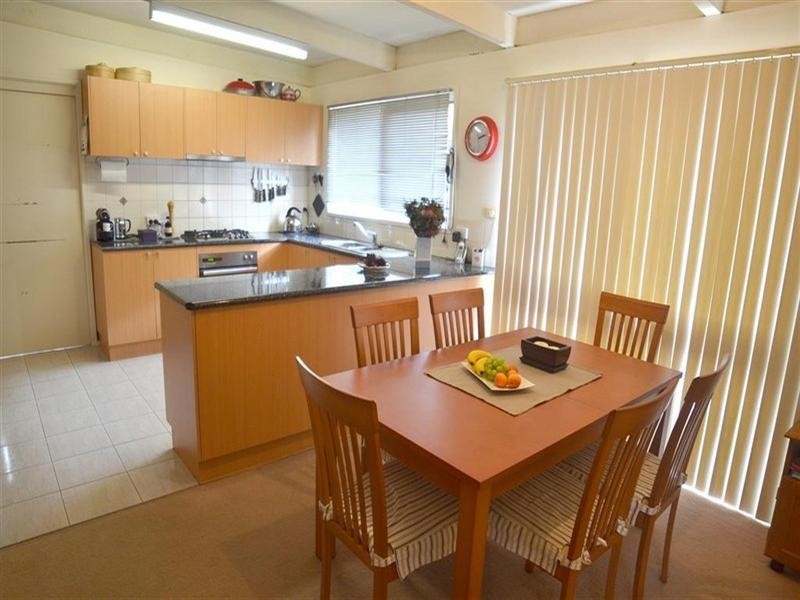 54 King Arthur Drive, Glen Waverley VIC 3150