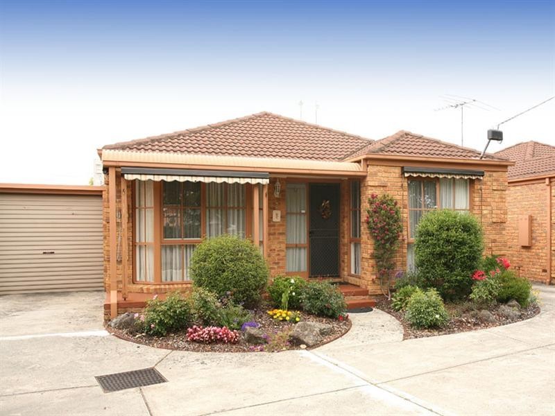 2/1 Brush Grove, Glen Waverley VIC 3150